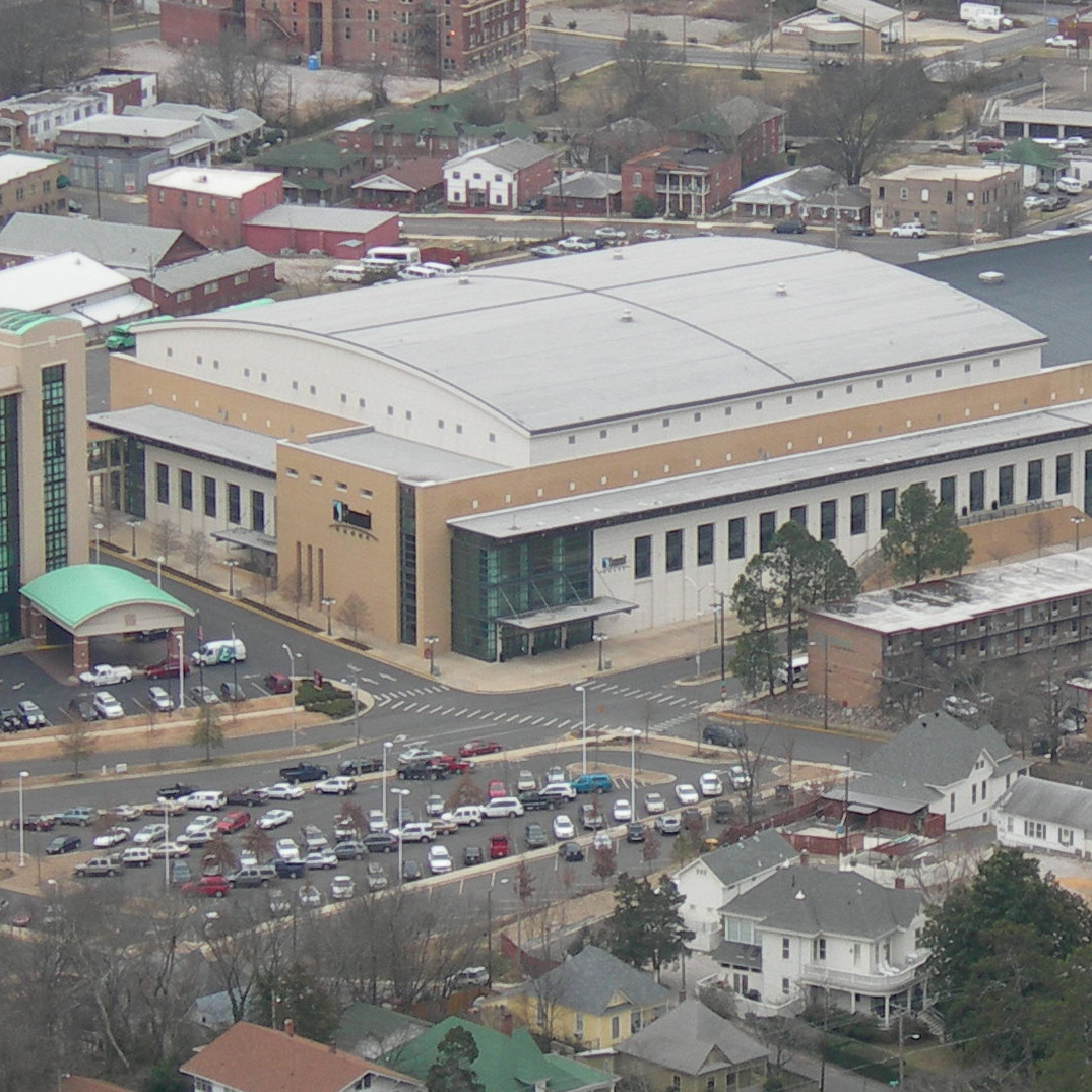 Mid-Ark Roofing commercial roofing crew installing a flat roof on a Helena, Arkansas business